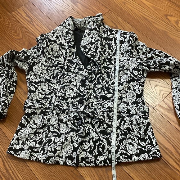 Roz & Ali woman’s black / white lightweight belted  jacket Rayon blend size L - Picture 11 of 14